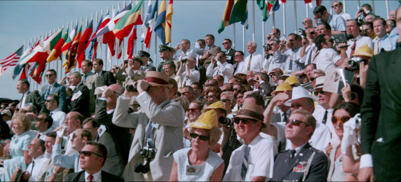 Toeschouwers van de Apollo 11-lancering.